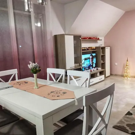 Apartament Hills Afrodita Moon