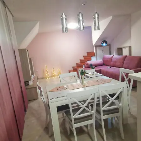 Hills Afrodita Moon * Zlatibor