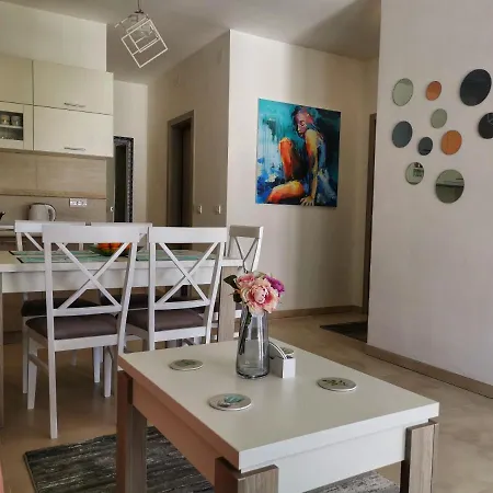 Hills Afrodita Moon * Zlatibor