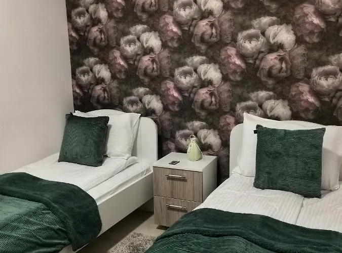 Hills Afrodita Moon * Zlatibor